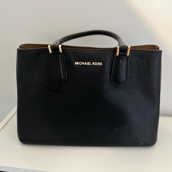 Michael Kors Handbag - Picture 1 of 3